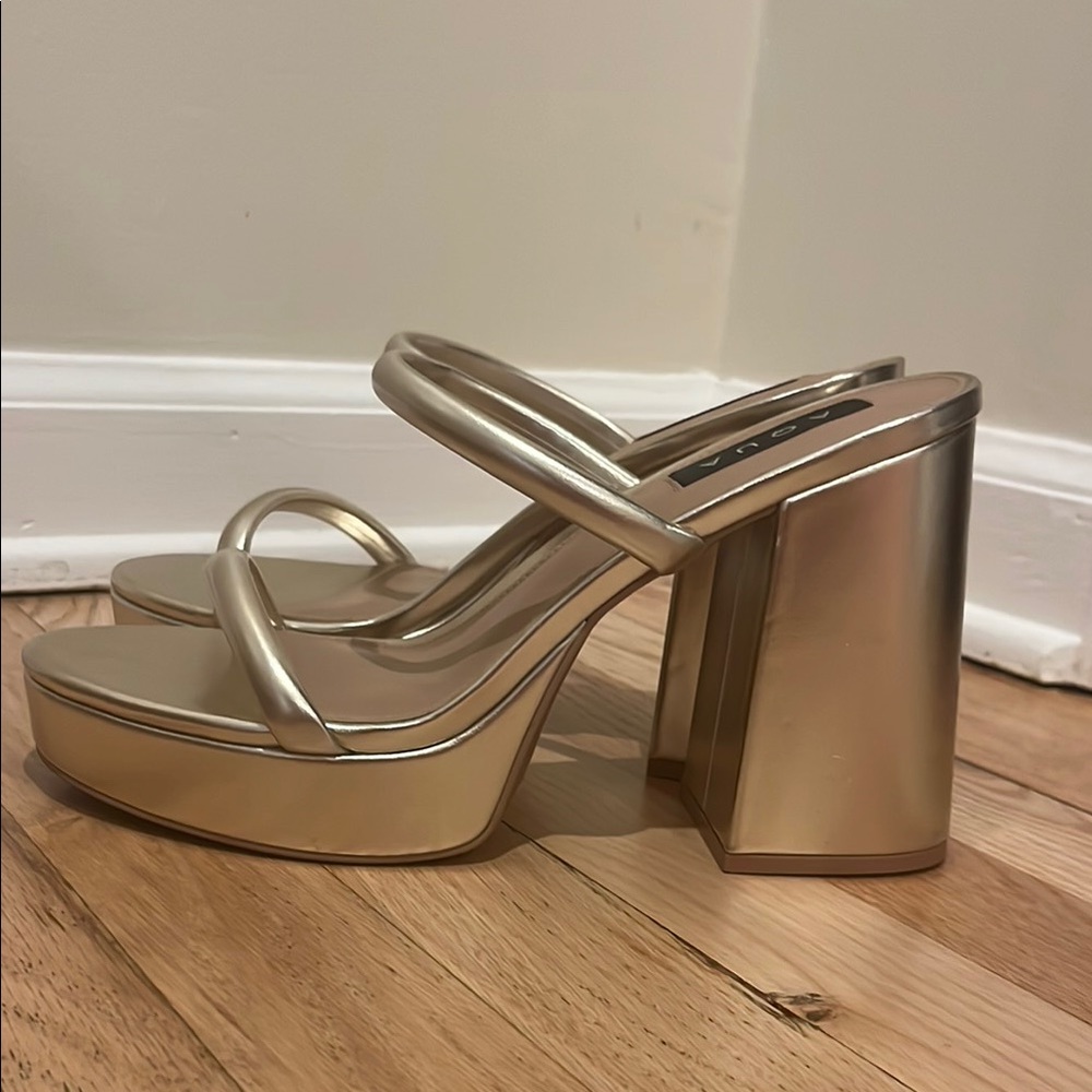 Gold aqua wedge